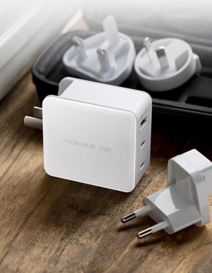 Momax GaN Dual Type-C PD  Wall Charger Travel Charger (65W Max)